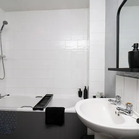 74 Trafalgar Square La Maisonette Scarborough